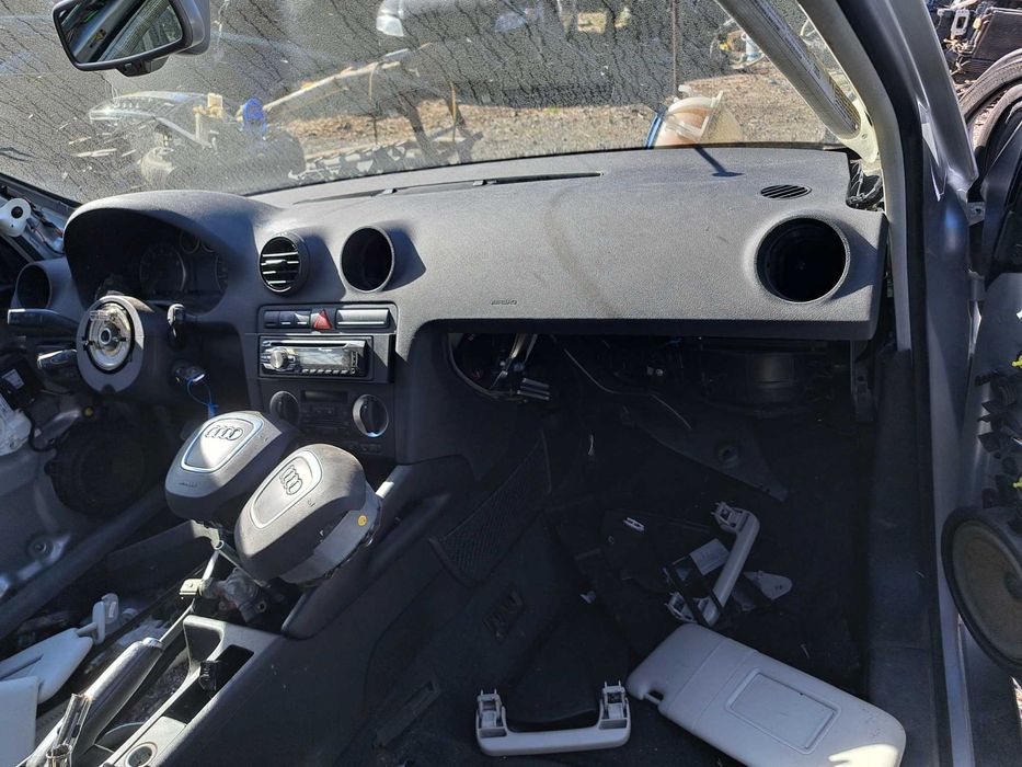 Продавам Арматурно табло с Airbag Audi a3 8p, 8pA 2003-2012година