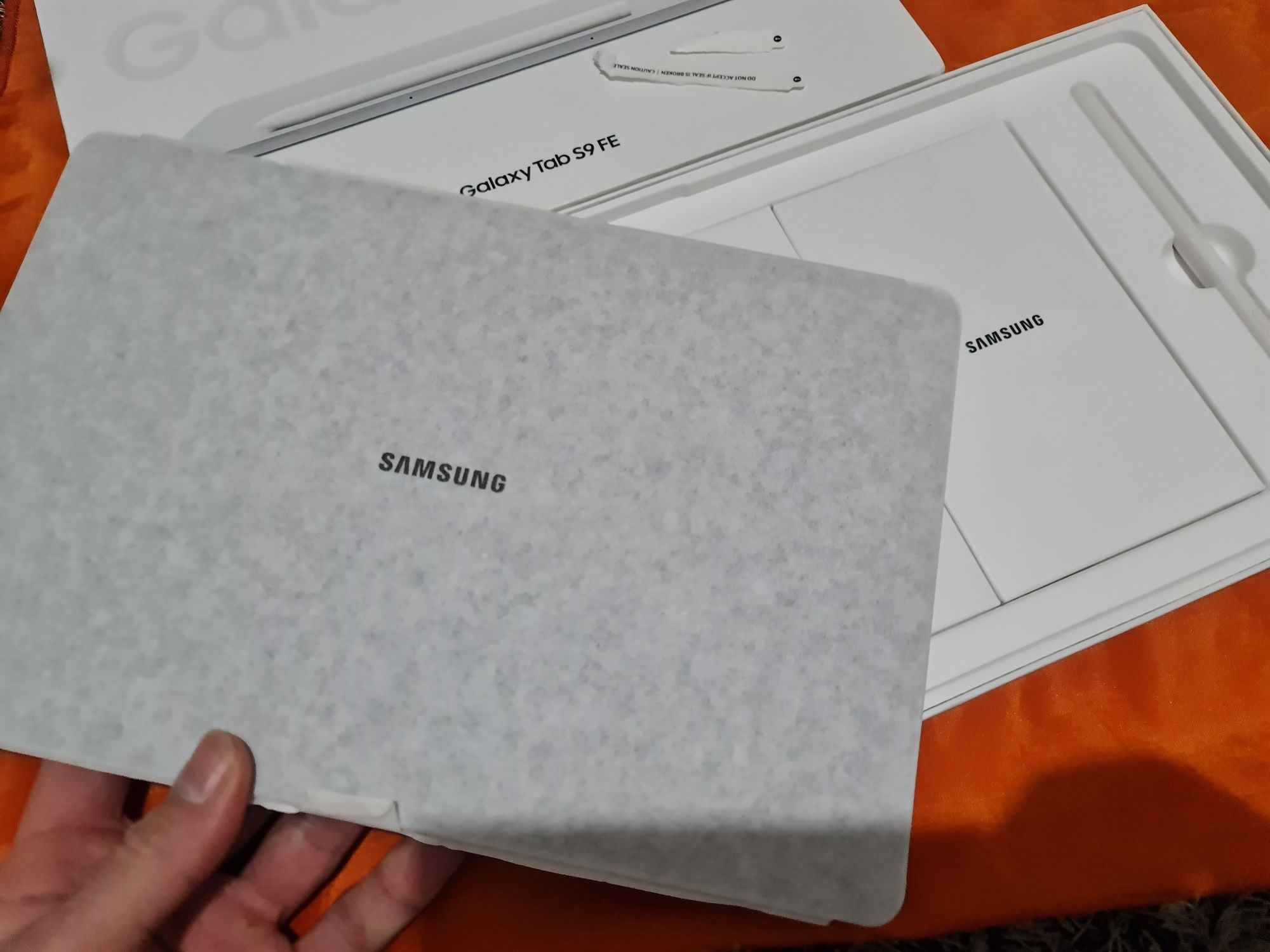 -Samsung Tab S9-FE, Negru, 256Gb, 8Ram, Nou, nefolosit, 0min, full box