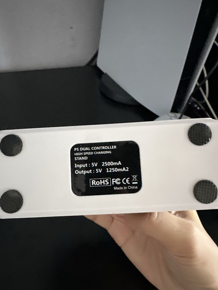 СПОЧНО!!!зарядное устройство для джойстиков Ps5 Playstation, Dualsense