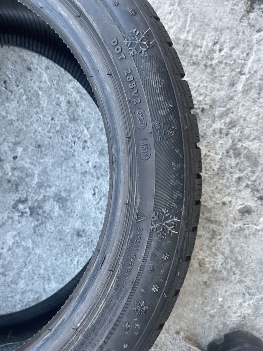 4 anvelope de iarna Petlas 215/50/18 ca noi