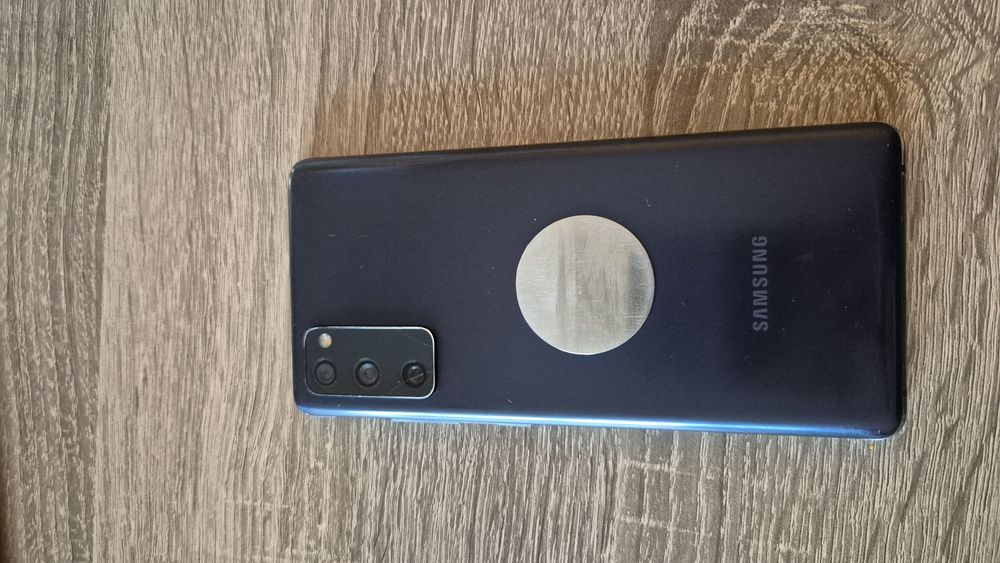 Samsung S20 FE telefon