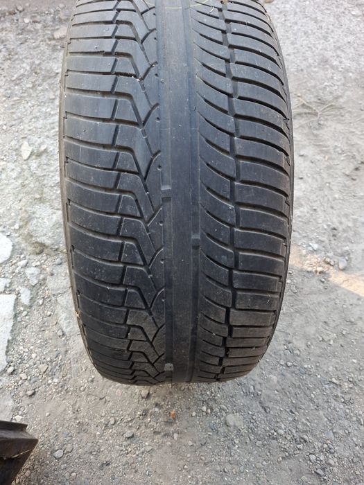 Комплект гуми 255 50 19 и 285 45 19