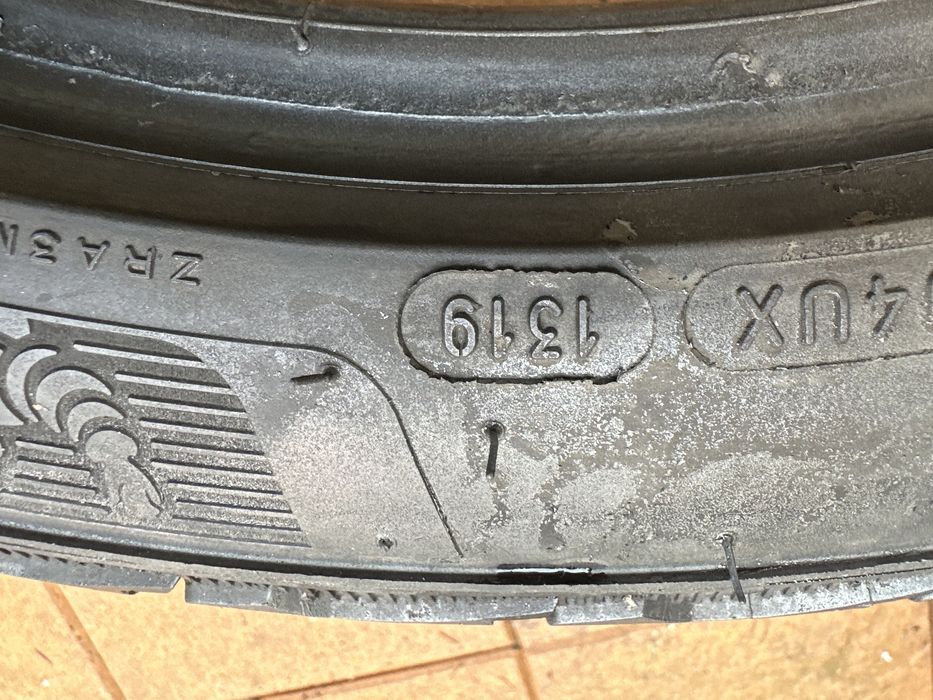 4 cauciucuri iarna Michelin 235/45/18 dot 2019