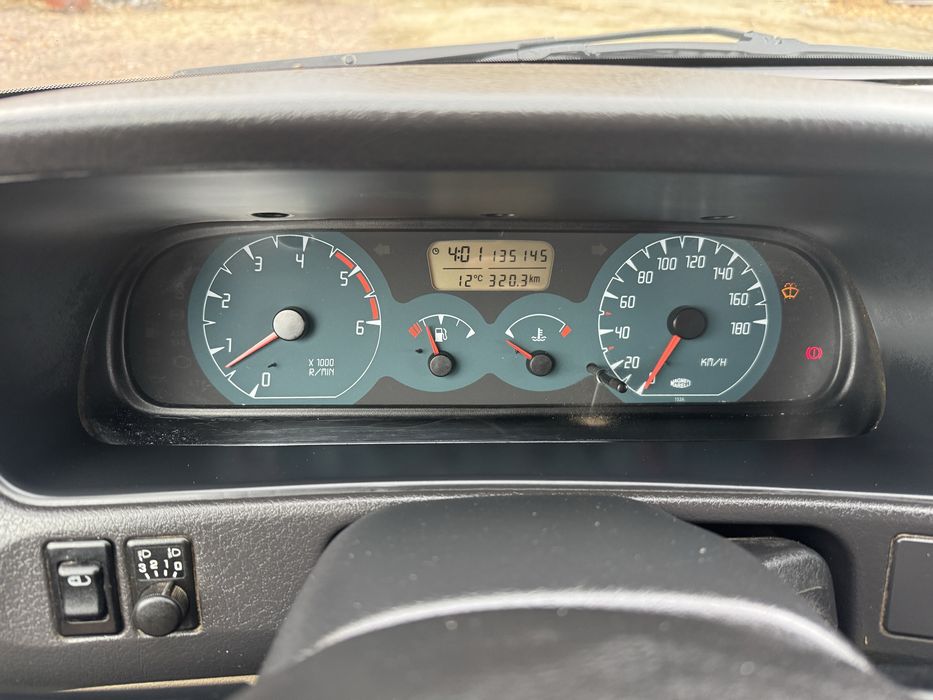 Nissan Terrano 2.7D an; 2001 Autoutilitar 4650€ Neg