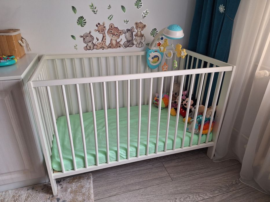 Patut nou născut Ikea