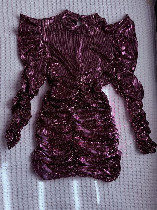 Дамска рокля в отлично състояние