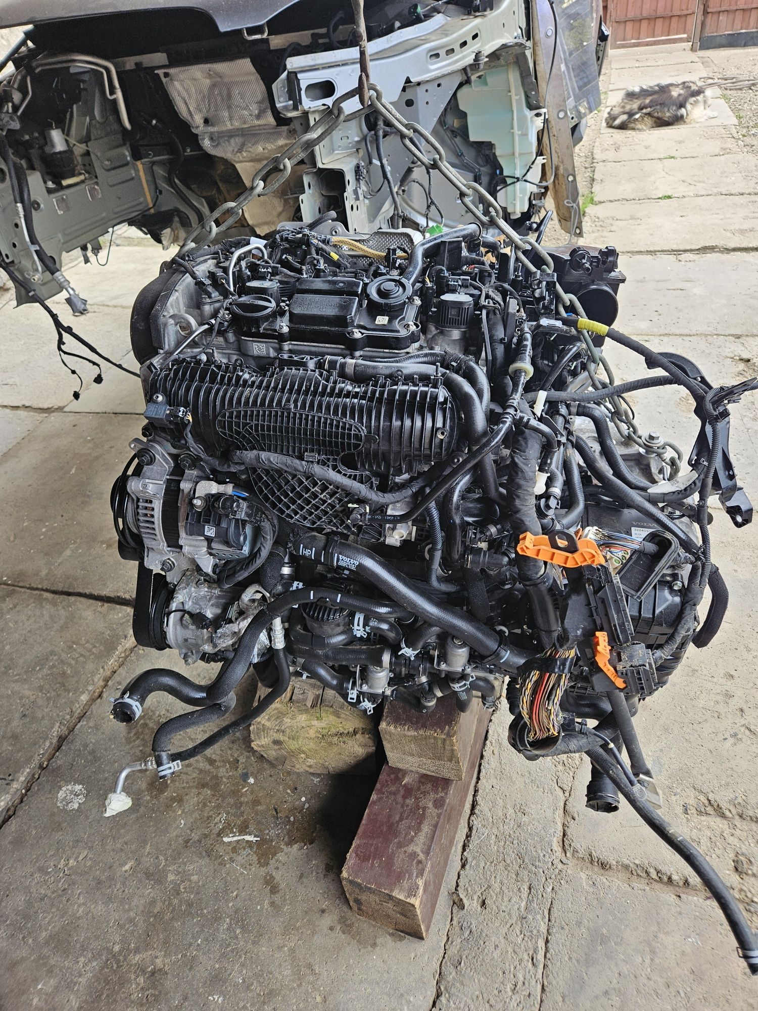 Motor complet volvo xc  60 Benzina    Mild  Hybrid 2021