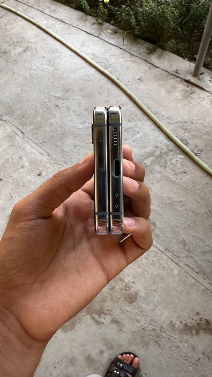 Z flip 4 5G 8/256