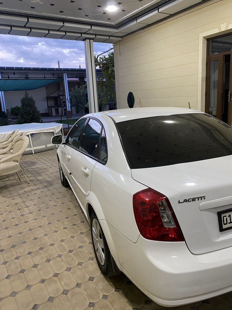 Chevrolet Gentra 1