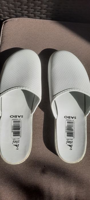 Papuci medicali barbat noi