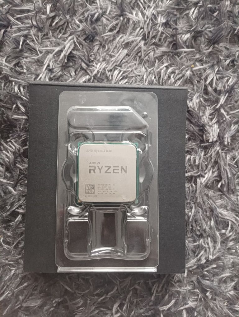 Продавам процесор Ryzen 5 1600