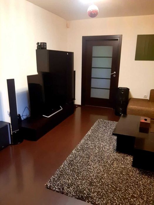 Тристаен апартамент в Кючул Париж