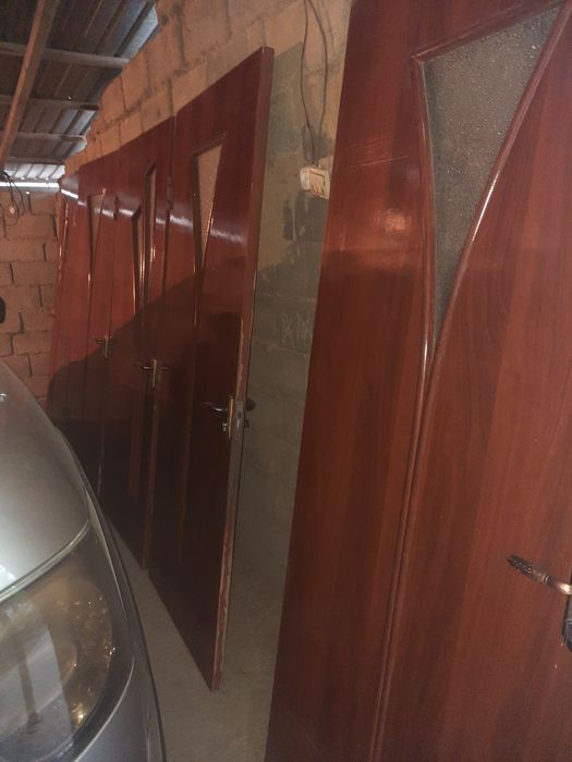 Двери меж комнатные