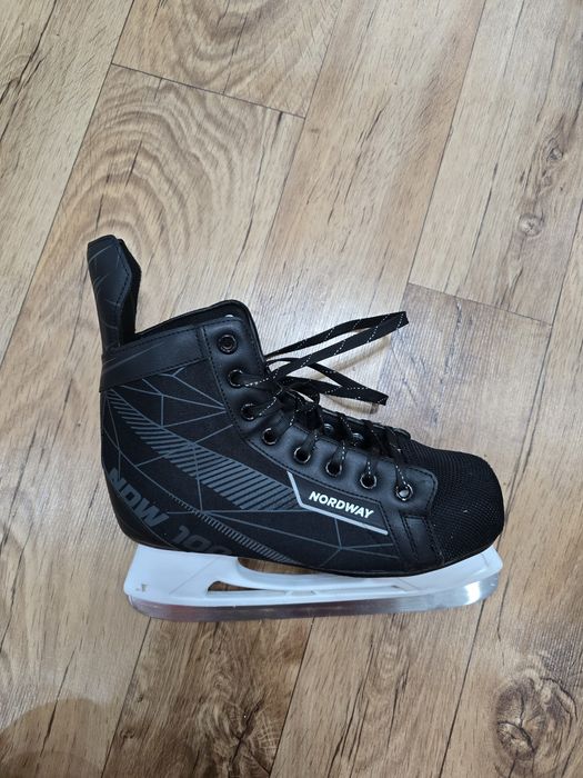 Продам коньки в хорошем состоянии.