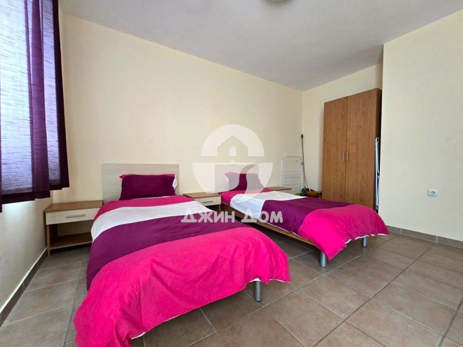 Продава се Тристаен апартамент в к.к. Слънчев бряг - 90 кв.м за 888 €/кв.м - Снимка #3