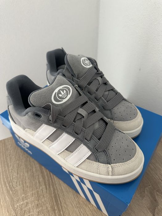 Adidas Campus 00s