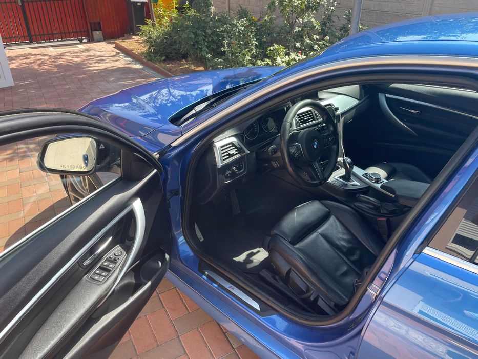 BMW Seria 3 320d xDrive Packet M 2016