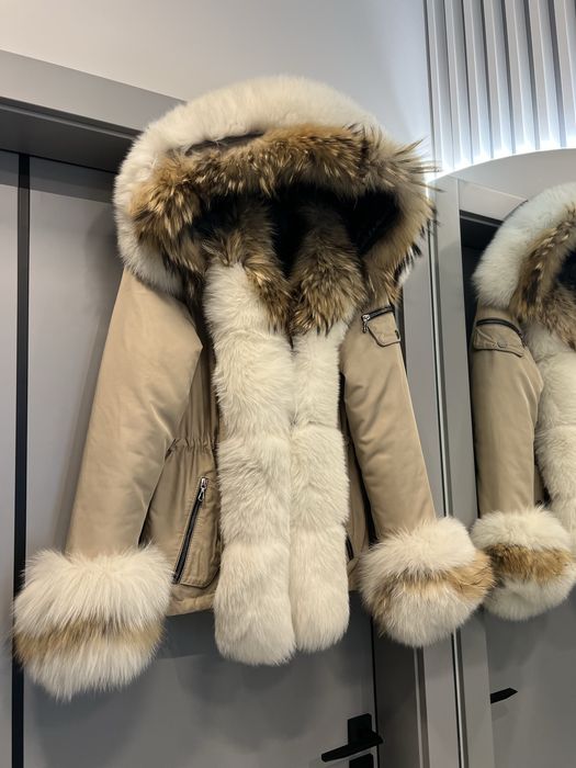 Парка с естествен косъм