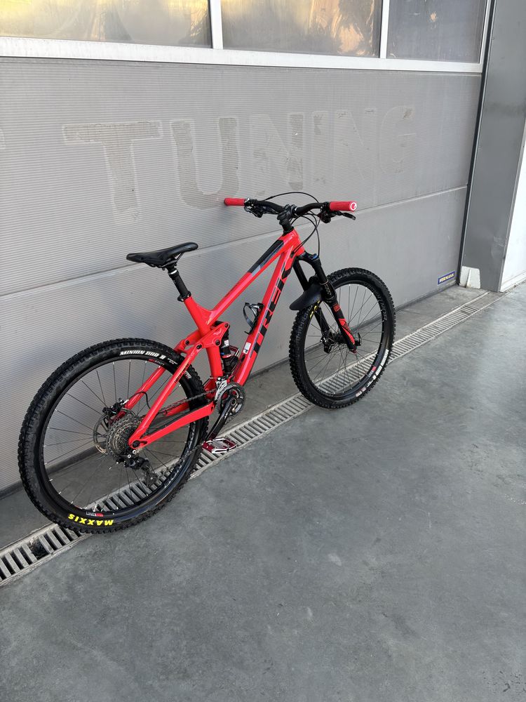 Enduro bike Trek remedy 9 rsl limites