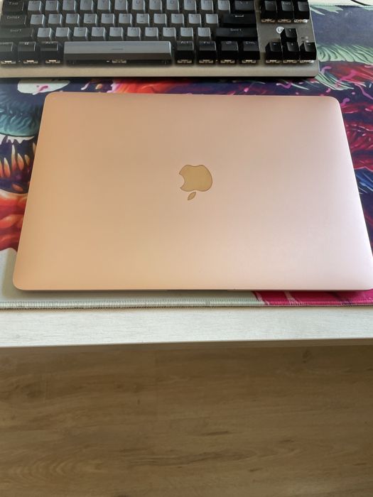 MacBook Air M1 8/512