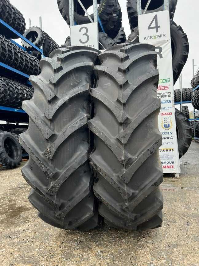 Cauciucuri noi 20.8-38 marca BKT cu 12 pliuri pentru tractor spate