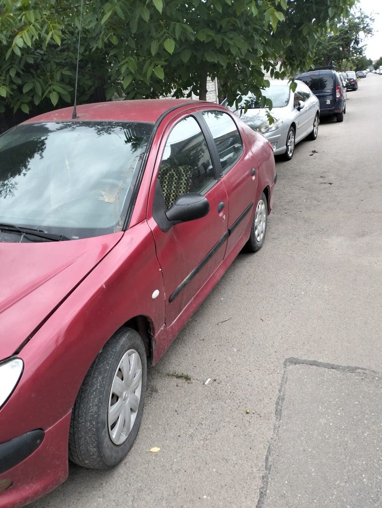 Peugeot 206 1.4 benzina