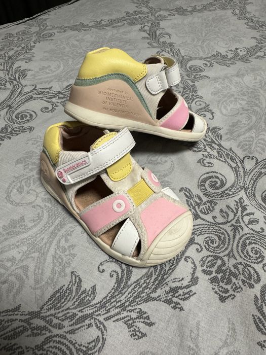 Детски обувки за момиче