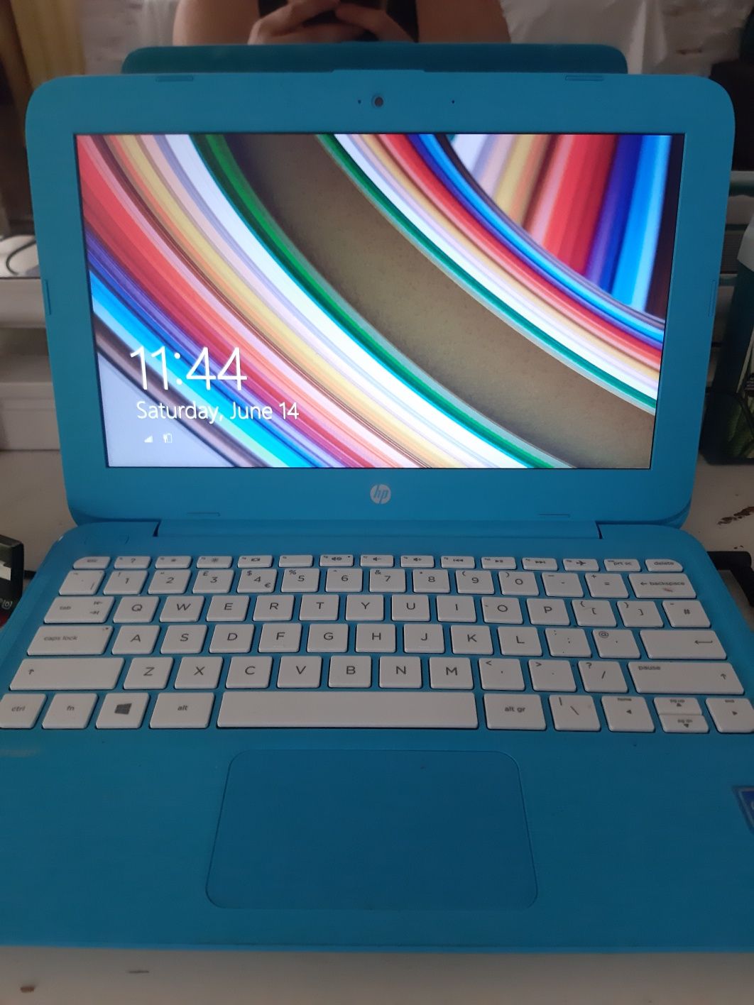 HP laptop. Не зная какъв модел. Уиндоус 8.