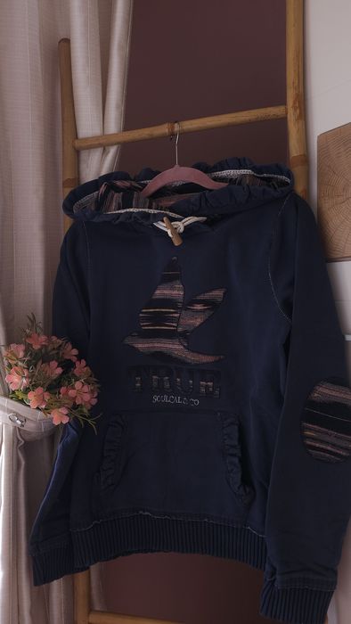 Дамски връхни дрехи