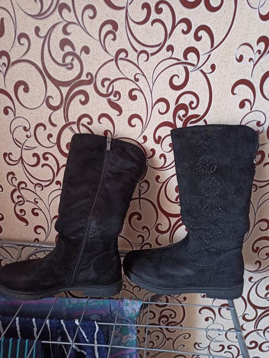 Продам сапоги зимние замшевые