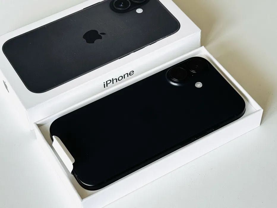 НОВ! Iphone 16 128GB Black Гаранция 1 година