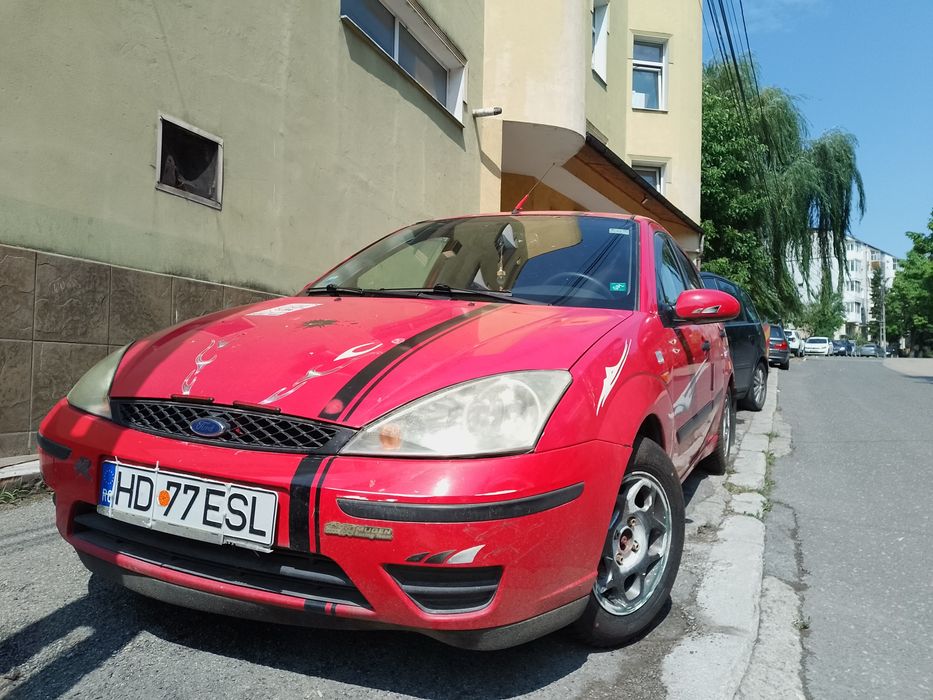 Vând Ford focus 1