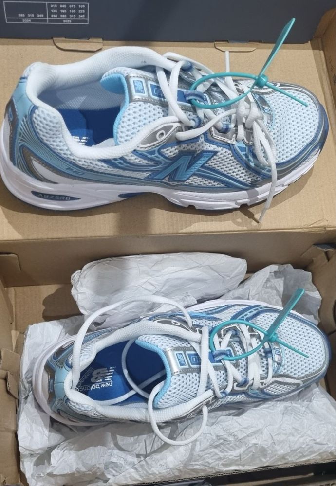 New Balance 740, в голубом цвете