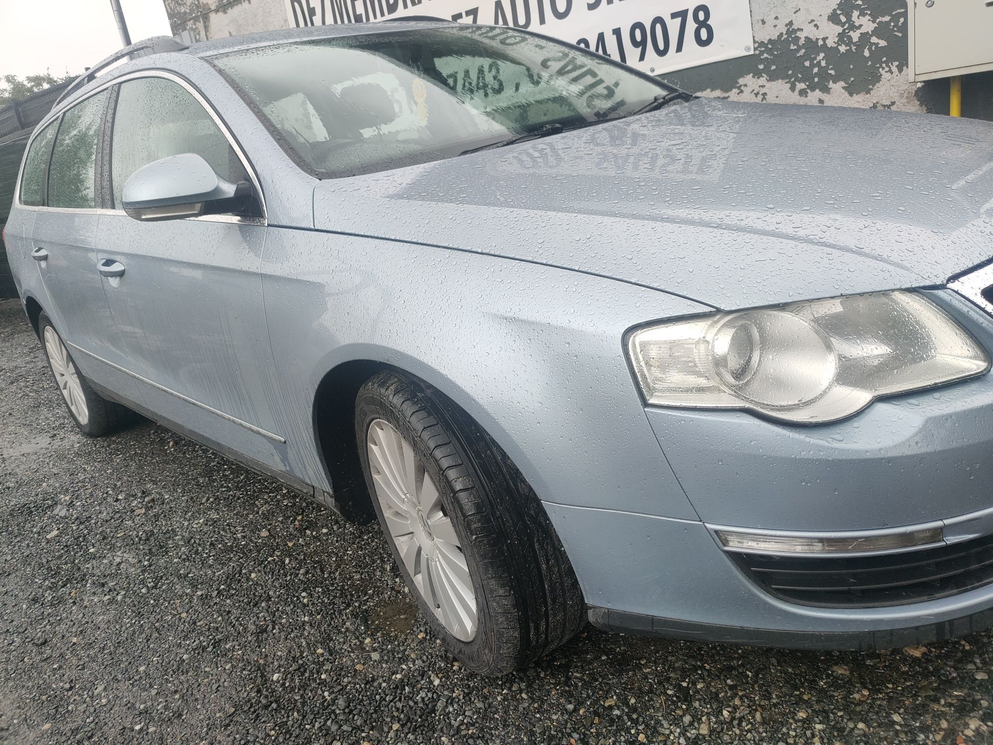 Dezmembram piese dezmembrări motor cutie egr passat b6