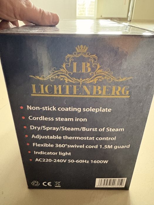 Fier de calcat fara fir Lichtenberg DM-2003B