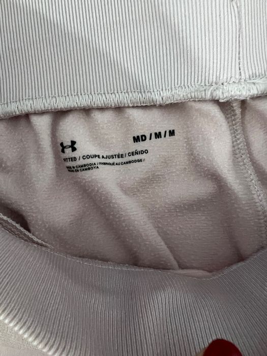 Дамски екип UNDER ARMOUR