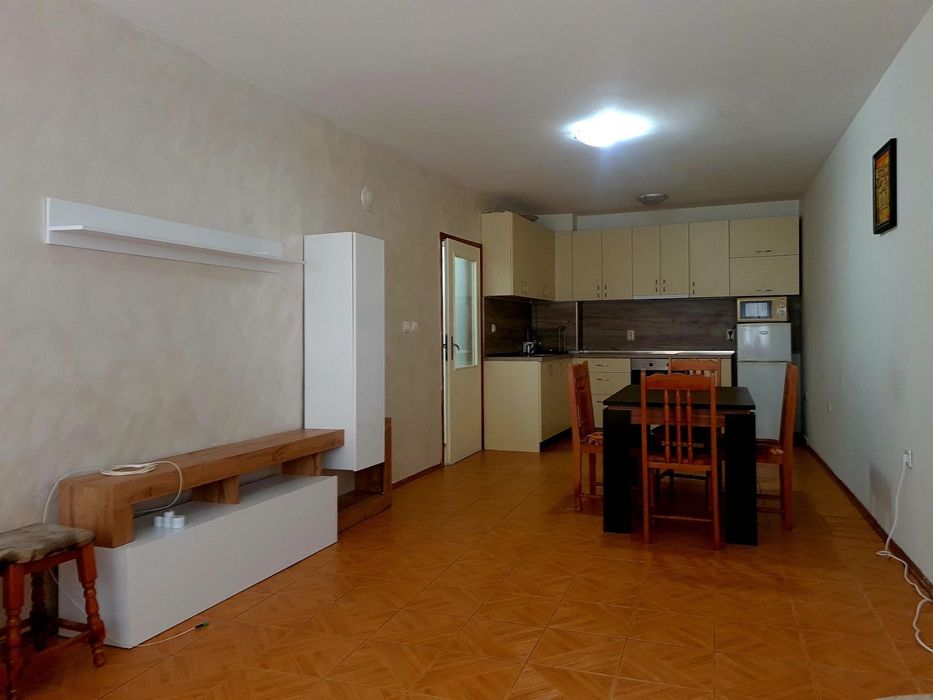 Дава се под наем Двустаен апартамент в Варна, Автогара - 68 кв.м за 331.5 € - Снимка #4