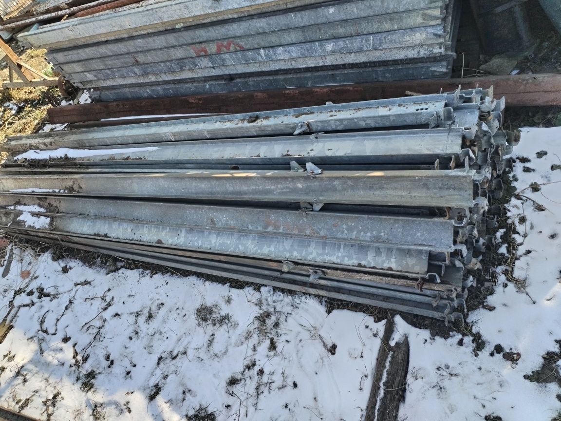Stâlp galvanizat- profil I