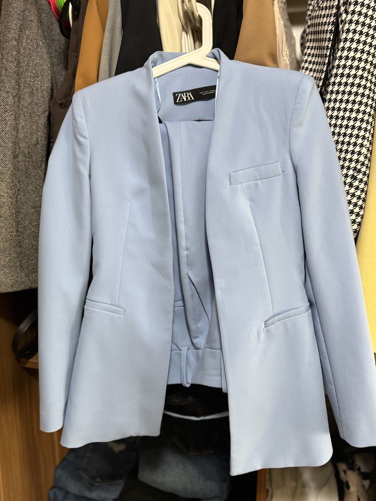Костюм  Zara  размер С