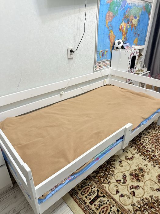 Детская односпальная кровать!