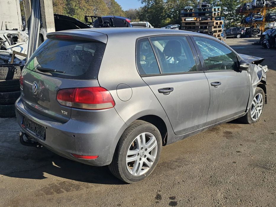 Dezmembrez Volkswagen Golf 6 generation [2008-2015] 2.0 tdi CBDC 109 cp
