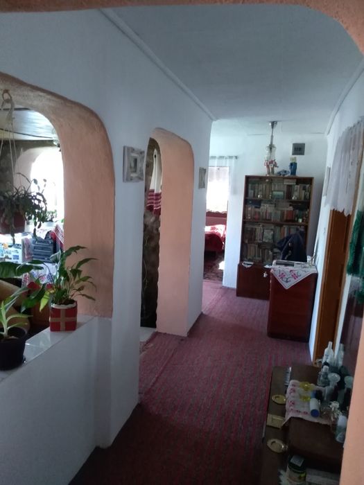 Casa de vanzare doua corpuri