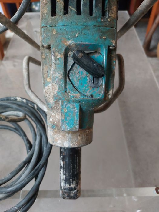 Vand Mestecau /Mixer Material Collomix