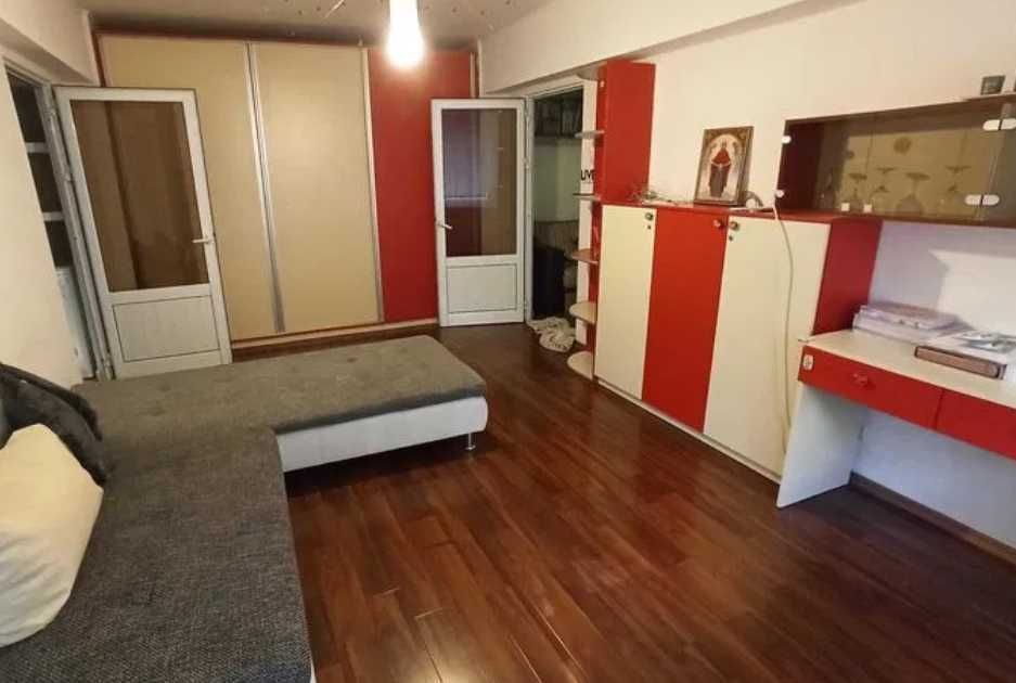 Двустаен апартамент под наем в Гагарин