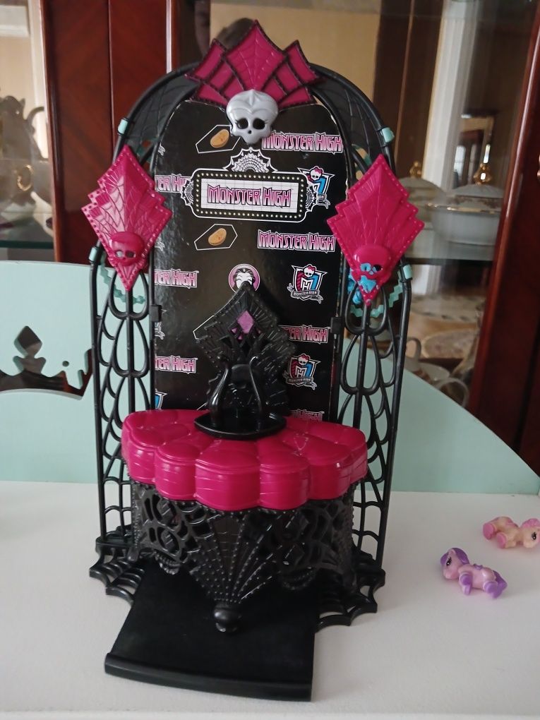 Продам Monster High куклы