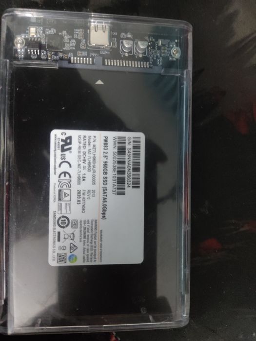 Ssd pm 883 2.5 sff 960gb (sata 6.0 Gbps)