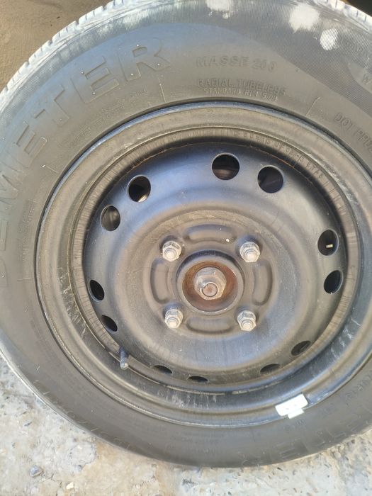 Matiz damas ga qora diska