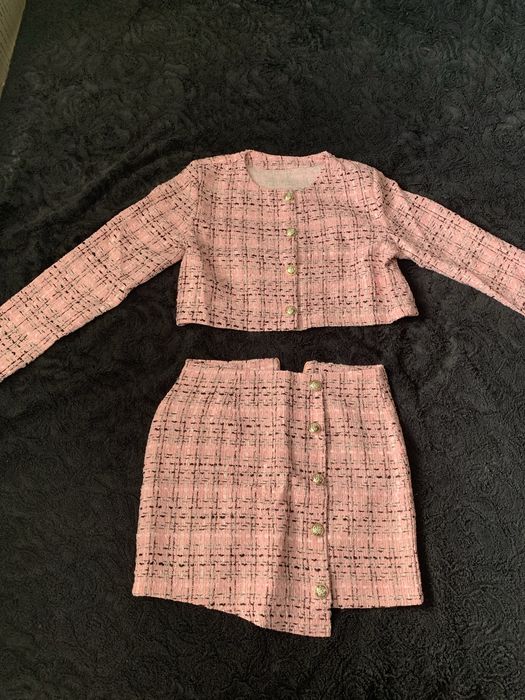 Комплект прекрасни дрешки /обличани броени пъти/