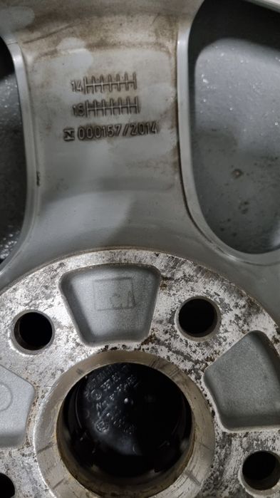 Оригинални джанти VW Boston 7Jx17 с гуми 235/55 R17 с TPMS датчици