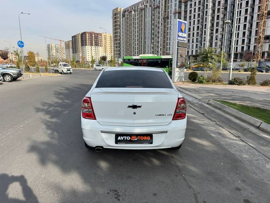 Кобальт 20/21 в хорошем состоянии